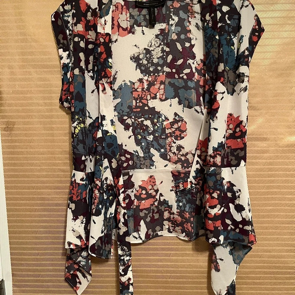 BCBGMAXAZARIA~WRAP BLOUSE~ XS-/ SMALL~ - Picture 2 of 7